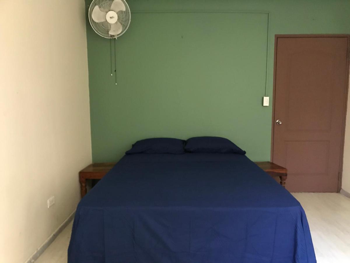 Culturahumana Guesthouse Панама Экстерьер фото